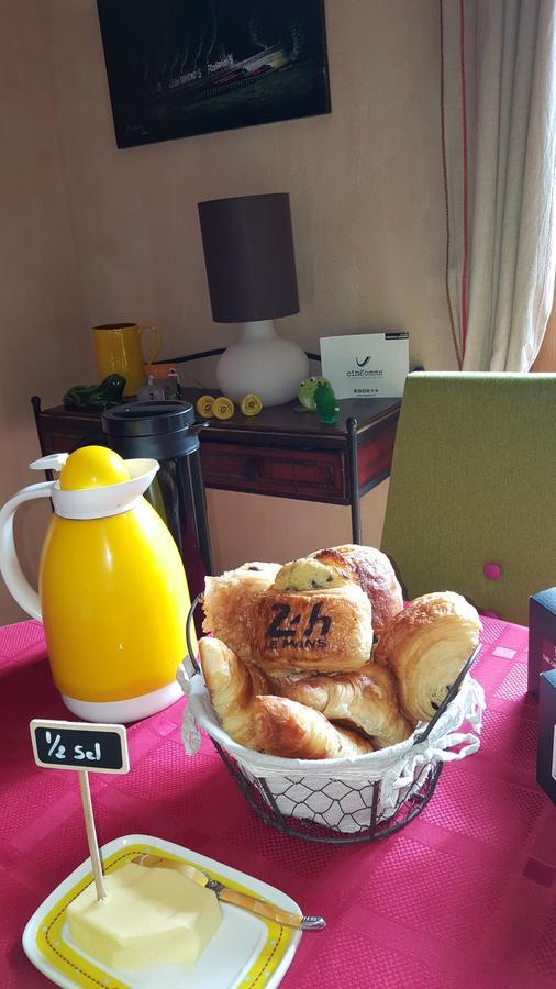 Yvré-lʼÉvêque Chambres D'Hotes La Breachere المظهر الخارجي الصورة